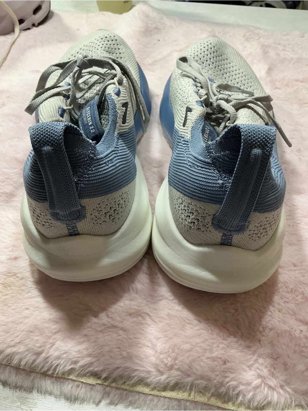 Brooks Men’s Runware Knit Sneakers - Light Gray & Blue 155 - Picture 7 of 8